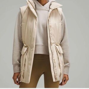 Lululemon Athletica Beige Sleeveless Vest